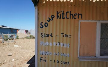 The people surveyed want to participate more actively in food governance processes. (c) SLE