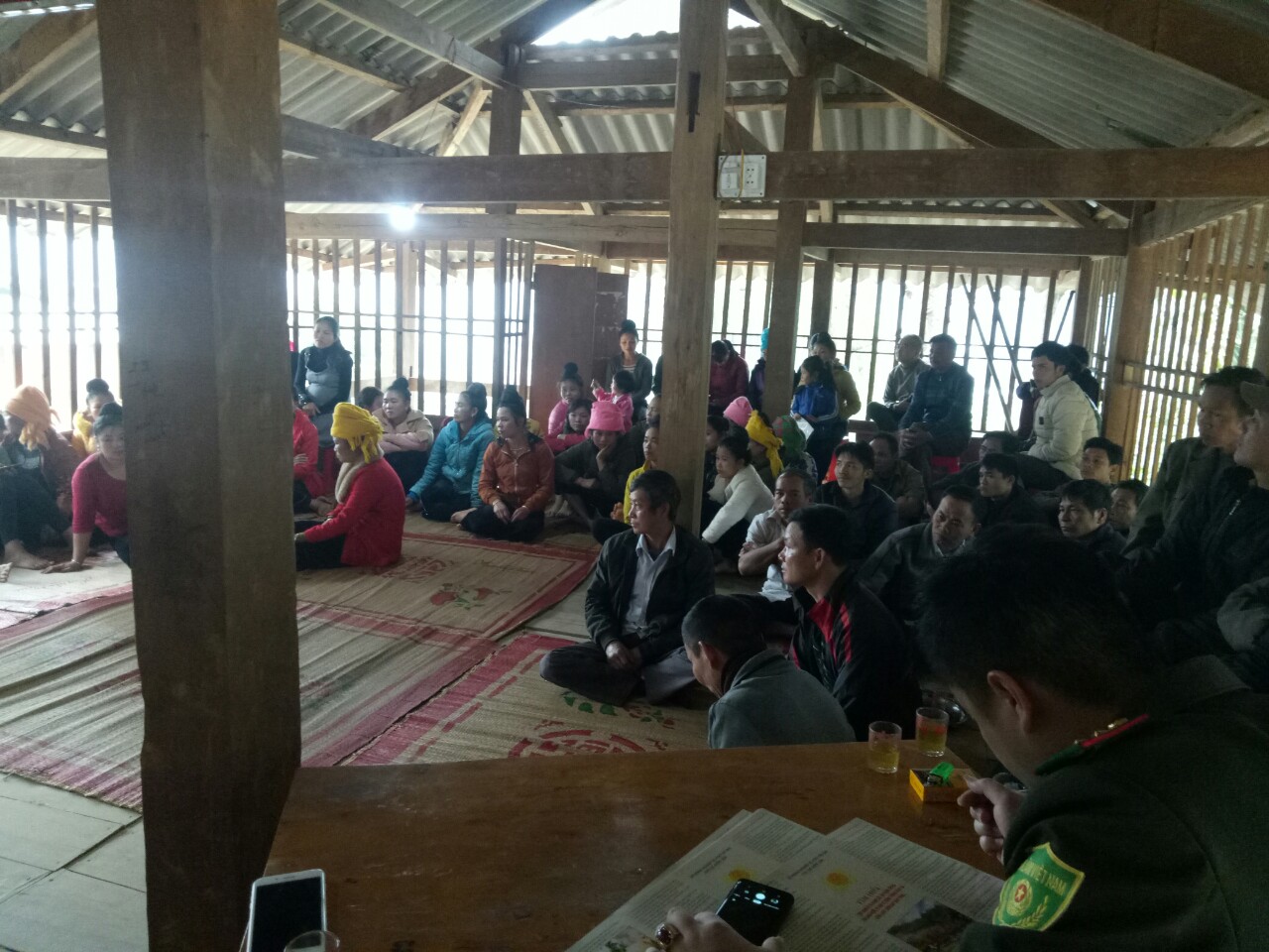 Consultation workshop with the inhabitants of the community Hat Luu in Vietnam © GIZ_Photothek